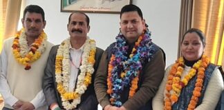 एनयूजे उत्तराखण्ड उत्तरकाशी के जिलाध्यक्ष सुरेन्द्र पाल सिंह व महासचिव सीमा देवी बने।